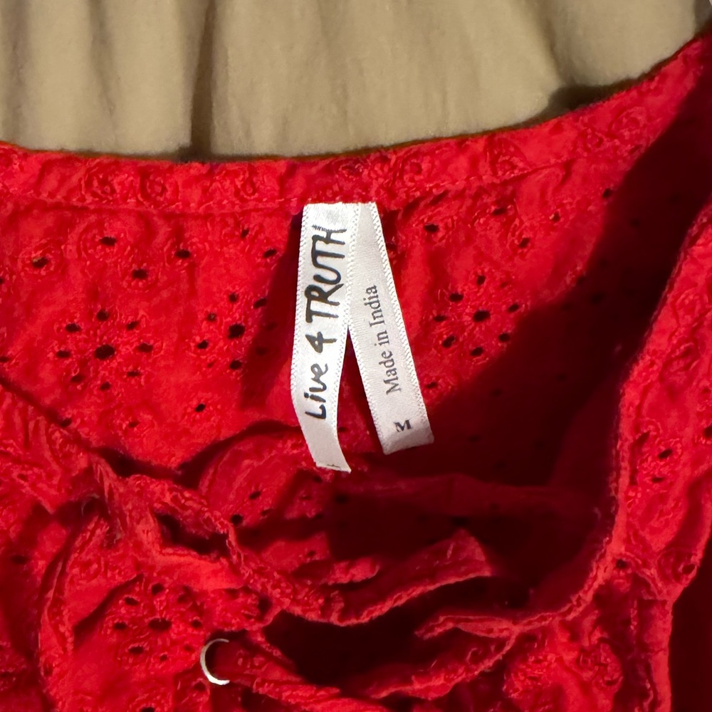 Lace top/ blouse - Picture 2 of 4